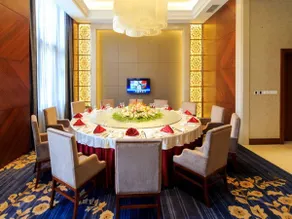 Jianguo Hotspring Hotel - Image 5