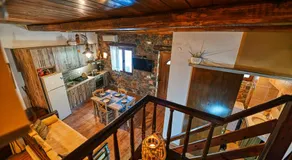 "PefkoPetro" Traditional House - Image 4