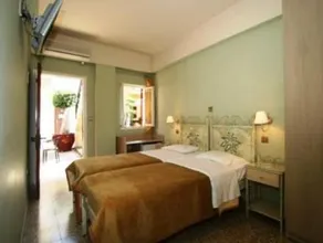 Paris Hotel - Image 2