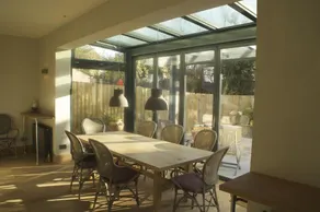 Brookview Guest House - Image 5