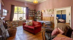 Brunnerton Lodge and Backpackers - Image 2