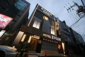 Hotel Evian - Image 5
