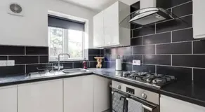 New build house near Trafford Centre with drive - Image 5