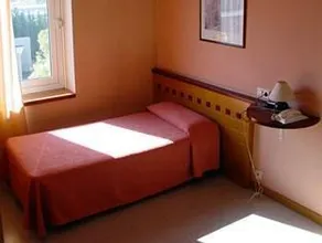 Hotel Montmeló - Image 2