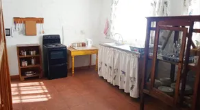 Rheola's Guest Cottage - Image 4