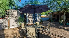 Cute Peaceful Tiny House Getaway w Backyard - Image 3