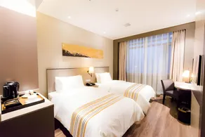 Home Inn Plus Beijing Guang'anmen Lize Financial District - Image 4