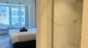 Vernieuwde kamers in het centrum van Brugge - Image 2