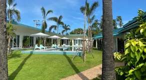 Le Petit Saint Tropez Beach Resort Khanom - Image 3