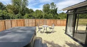 Luxurious Glass House with Private Hot tub - Image 4