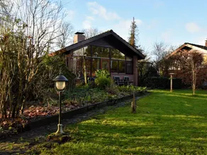 Wooden Holiday Home with Private Terrace & Garden in Aalten - Image 3