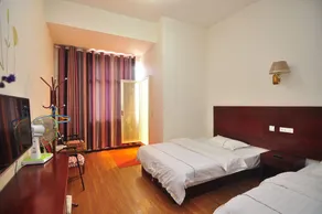 Yiliang Yongdeyuan Hotel - Image 5