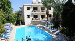 Odysseas & Eleni Hotel Apartments - Image 2