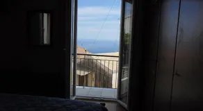 Lakones View House - Image 3