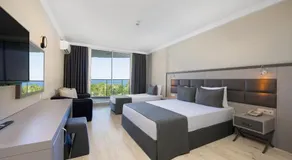 Ring Beach Hotel - Image 2