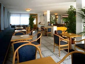 Hotel Serena - Image 5
