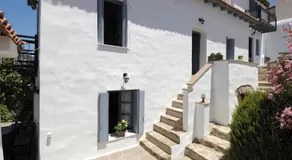 Anemone Residence - Image 3