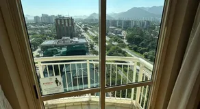 Flat com Vista Panorâmica - Barra da Tijuca - Estacionamento Gratuito - Frigobar - Ar condicionado - Piscina - Academia - Balsa para Praia Grátis - Varanda - Vista Parcial Mar e Lagoa - Image 5