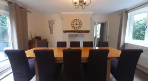 The East Wing at Rufford Park Lodge, Hot Tub Retreat - Image 2