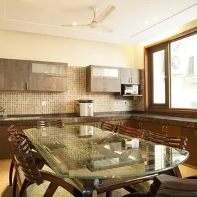UDS Villa Scandinavian - Next to VFS, Walking to Connaught Place - Image 3