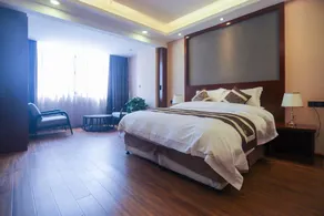 Liping Holiday Hotel - Image 2