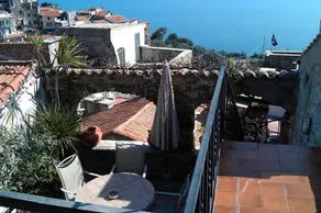 Large house with panoramic sea view - Image 1