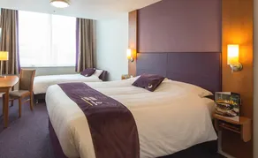 Premier Inn Glasgow East - Image 2