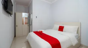 RedDoorz near Pantai Barat Pangandaran 2 - Image 2