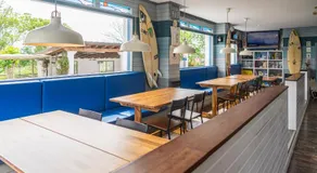 H.A.N.D Surf Hostel - Image 2