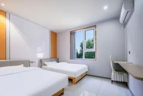 Qiyi Hotel (Hengyuan Logistics Store) - Image 2