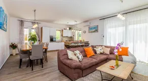 Holiday house Villa Jozi - Image 2