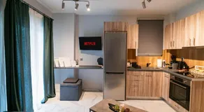 Lux Modern Apt Ανακαινισμένο διαμέρισμα 150m από την πλαζ 'ΈΔΕΜ' - Image 2