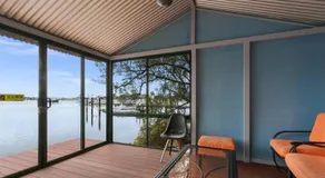 The Hide Away - Scenic Waterfront Escape - Image 4