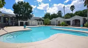 The Botanical Retreat, King Comfort & Poolside Peace - Image 2