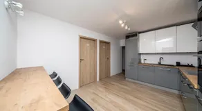 6 Cities Rooms - Image 4
