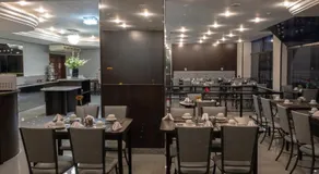 Hotel Lang Palace - Fica no Centro da Cidade - Image 4