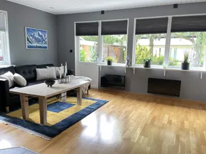 Modern Cottage with Deck in Sandskogen - Image 4