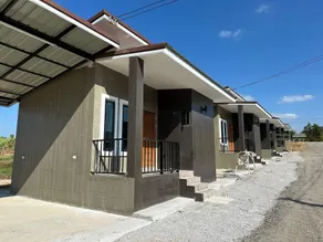 Wisuthida Resort - Image 5
