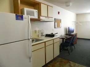 WoodSpring Suites Bentonville - Image 3