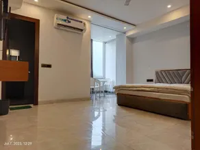 Hotel nsb square - Image 5