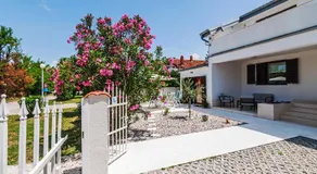 House Pianeta - Image 5