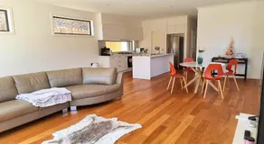 Cozy Room with Private Bathroom - Image 2