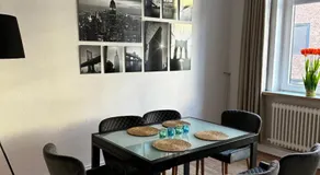 Großzügige 3-Zimmer Altbauwohnung - Image 2