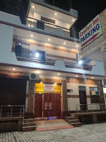 Comfort Inn Rooms - Image 1