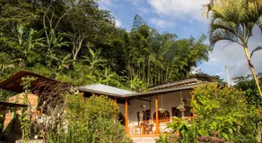 Habitación Las Bromelias, Pijao, Finca Flora del Rio - Image 3