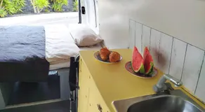 Slow-Life Campervan, Küche, Dusche, Queen-Size Bett, Solar - Image 2