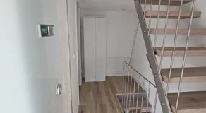 Schneiders Apartment Style House - Image 4