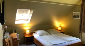 Garni Hotel-Pension Holum - Image 2