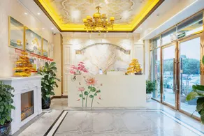 Yiya Business Hotel (Yiliang North Station Branch) - Image 3