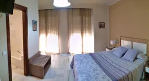 Hostal Tilos - Image 2